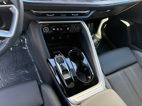 Certified 2025 Audi Q5 Premium Plus w/ Premium Plus image 18