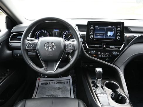 Used 2023 Toyota Camry SE FWD image 16