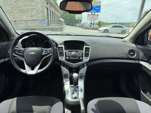 Used 2014 Chevrolet Cruze LT w/ RS Package FWD image 25