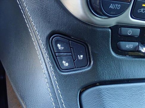 Used 2019 GMC Yukon XL Denali AWD/4WD image 24
