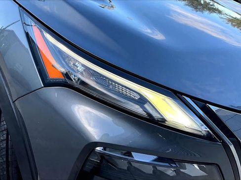 Certified 2022 Nissan Rogue S image 25