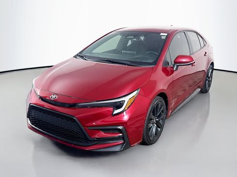 Used 2024 Toyota Corolla SE FWD image 4