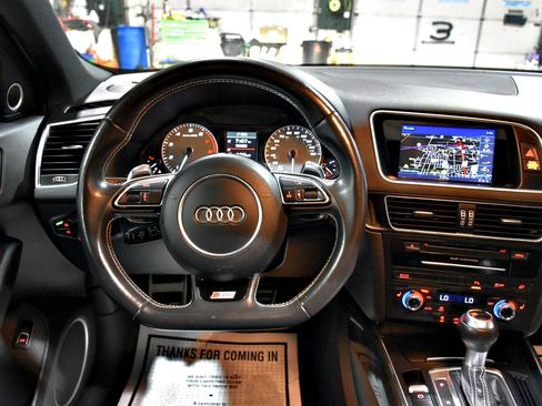 Used 2015 Audi SQ5 Premium Plus image 13