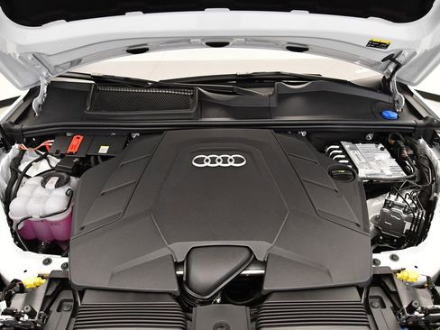 Used 2025 Audi Q7 3.0T Premium Plus w/ Premium Plus Package image 11