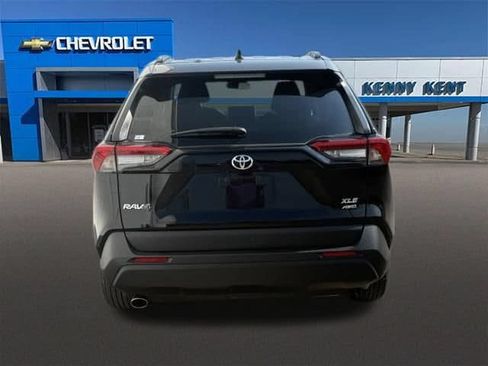 Used 2025 Toyota RAV4 XLE AWD/4WD image 8
