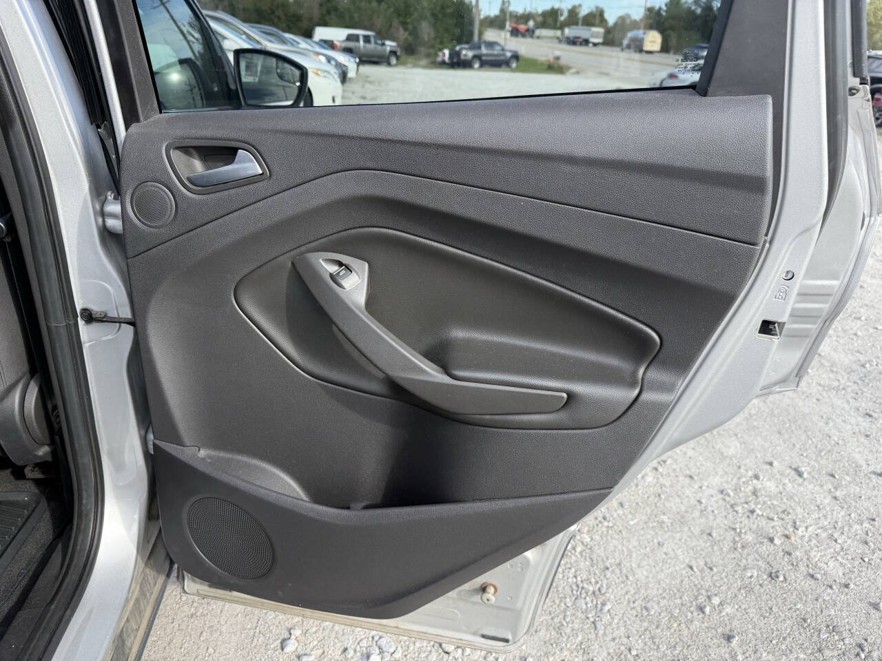 Used 2014 Ford Escape SE w/ Equipment Group 201A FWD image 15