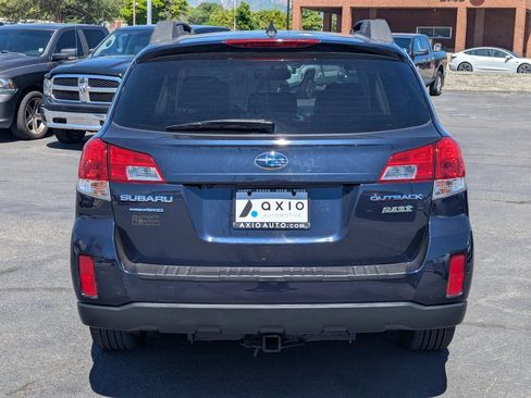 Used 2014 Subaru Outback 2.5i Limited AWD/4WD image 6