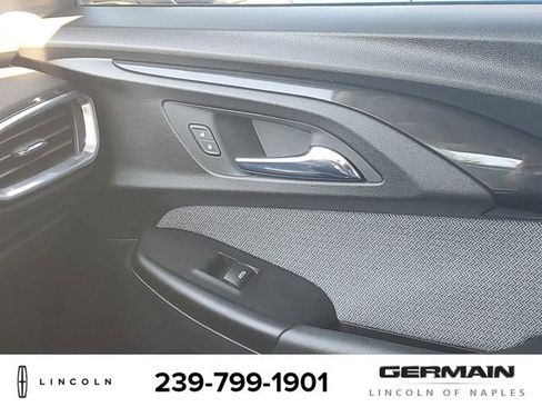 Used 2022 Chevrolet TrailBlazer LT w/ Convenience Package image 28