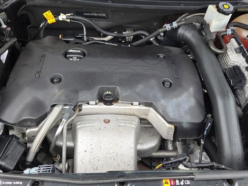 Used 2019 GMC Terrain Denali w/ Advanced Safety Package image 30