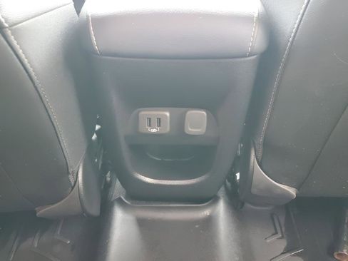 Used 2019 Chevrolet Colorado ZR2 image 21