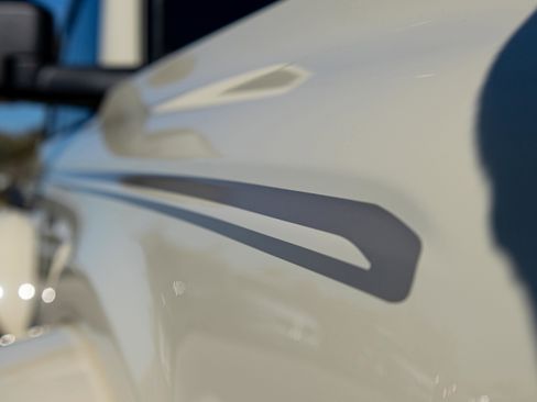 New 2025 Ford Bronco Badlands image 21