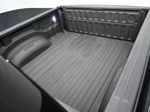 Used 2022 RAM 1500 Limited w/ Body Color Bumper Group image 42