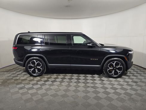 Used 2022 Rivian R1S Launch Edition image 6
