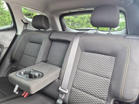 Used 2021 GMC Terrain SLE w/ Driver Convenience Package AWD/4WD image 31