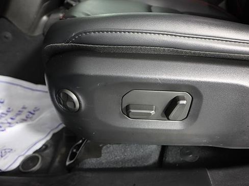 Used 2024 Jeep Wrangler Unlimited Rubicon image 26