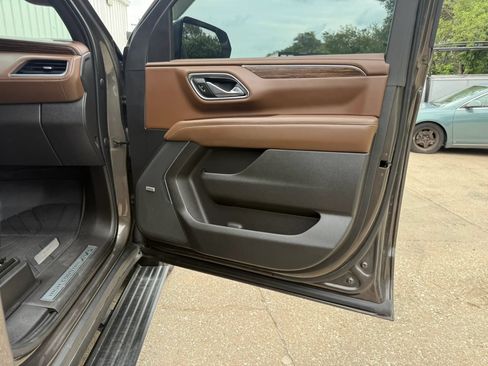 Used 2021 Chevrolet Tahoe High Country AWD/4WD image 8
