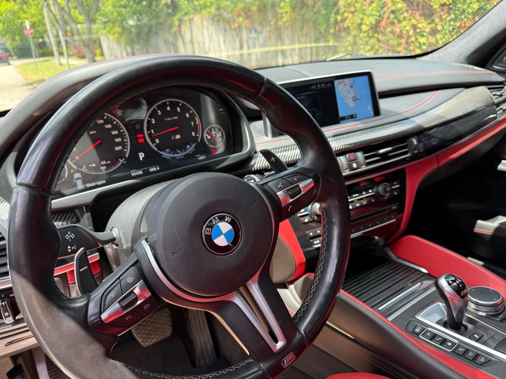 Used 2017 BMW X5 M w/ Premium Package AWD/4WD image 8