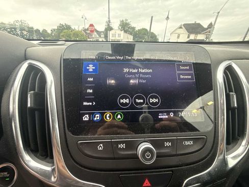 Certified 2021 Chevrolet Equinox Premier AWD/4WD image 13