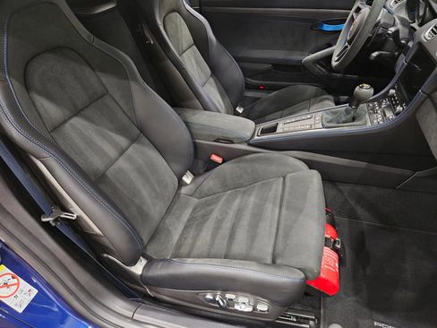 Used 2025 Porsche 718 Boxster Spyder RS image 17