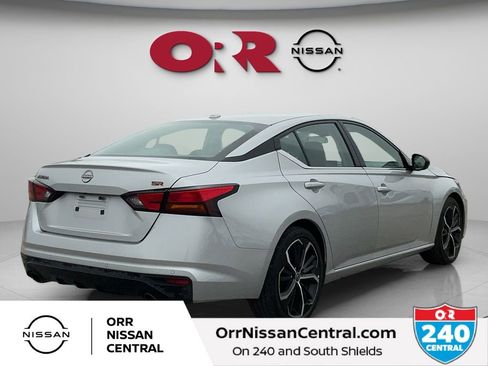 Used 2024 Nissan Altima 2.5 SR FWD image 5