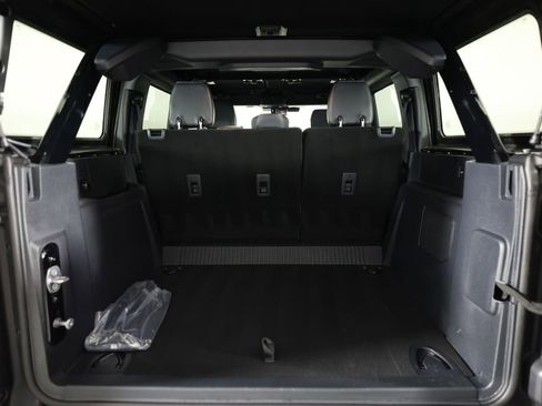 Used 2025 Ford Bronco Outer Banks image 12