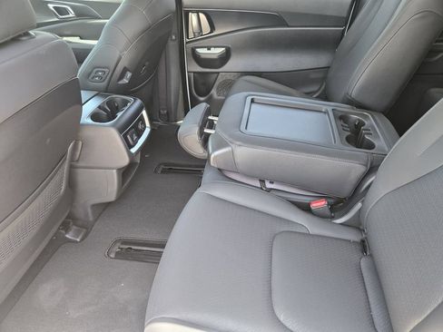 New 2026 Kia Carnival SX Prestige FWD image 21