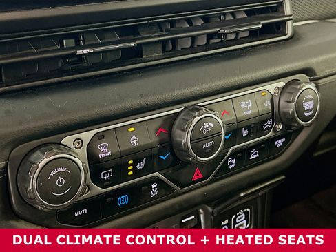 Used 2024 Jeep Wrangler Rubicon w/ Safety Group image 10