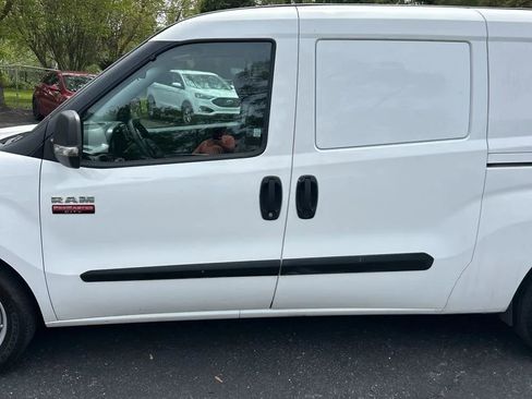 Used 2018 RAM ProMaster City Tradesman FWD image 4