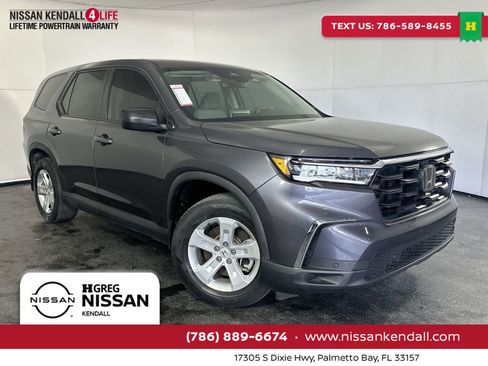 Used 2023 Honda Pilot LX image 1