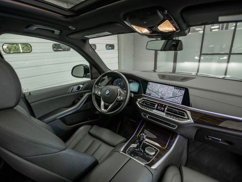 Used 2021 BMW X5 xDrive40i AWD/4WD image 17