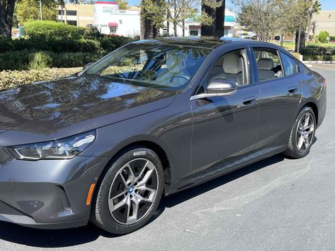 Used 2024 BMW i5 eDrive40i RWD image 60