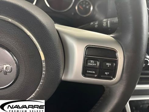 Used 2015 Jeep Compass High Altitude FWD image 22
