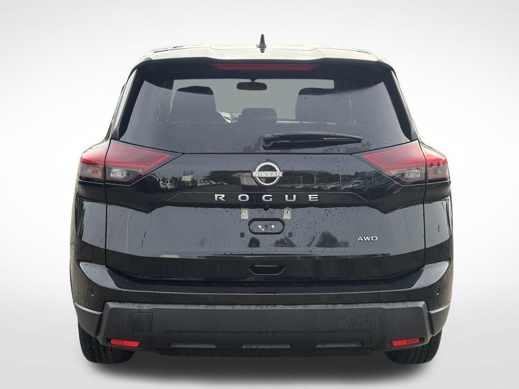 Used 2024 Nissan Rogue S AWD/4WD image 8