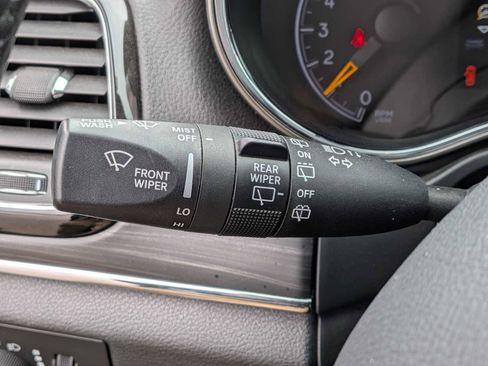 Used 2021 Jeep Grand Cherokee Limited w/ Quick Order Package 28K 80th AWD/4WD image 25