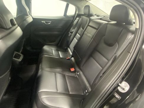 Used 2023 Volvo S60 B5 Core w/ Climate Package image 14