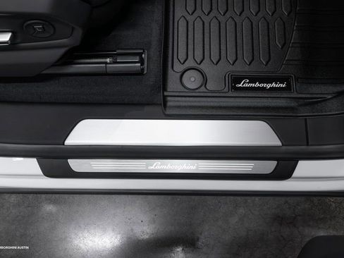 New 2025 Lamborghini Urus SE image 53