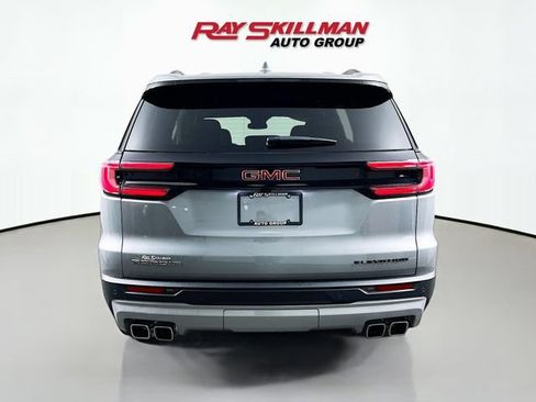 Used 2025 GMC Acadia Elevation w/ Elevation Premium Package FWD image 6
