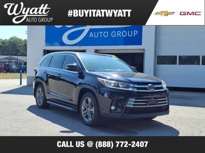 Used 2017 Toyota Highlander Limited Platinum