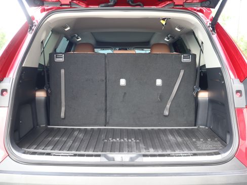 Used 2026 Toyota Grand Highlander AWD image 38