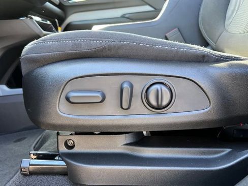 New 2027 Chevrolet Bolt LT w/ Comfort Package image 17