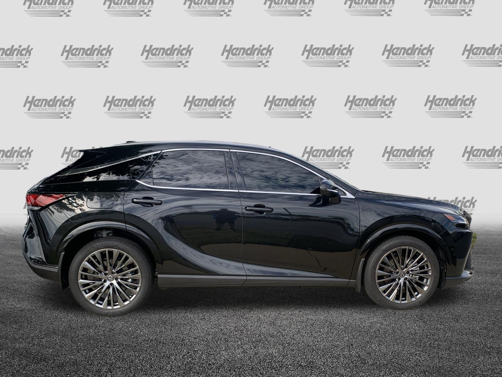 Used 2026 Lexus RX 450h AWD w/ Convenience Package image 11