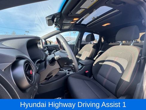Used 2022 Hyundai Kona N Line w/ Tech Package image 22