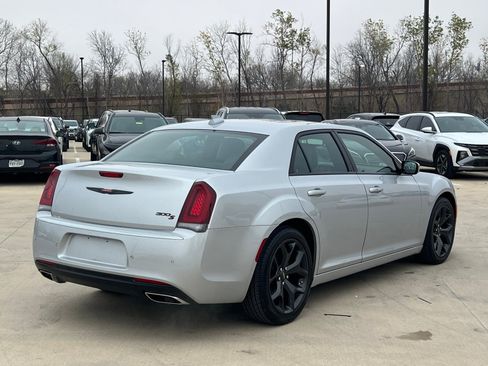 Used 2023 Chrysler 300 S image 12