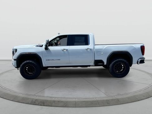 New 2026 GMC Sierra 2500 Denali w/ Technology Package AWD/4WD image 5