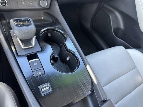 Used 2021 Nissan Rogue SV w/ Premium Package image 20