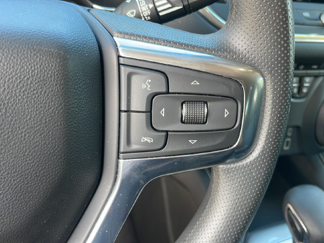 Used 2023 Chevrolet Blazer LT FWD image 21