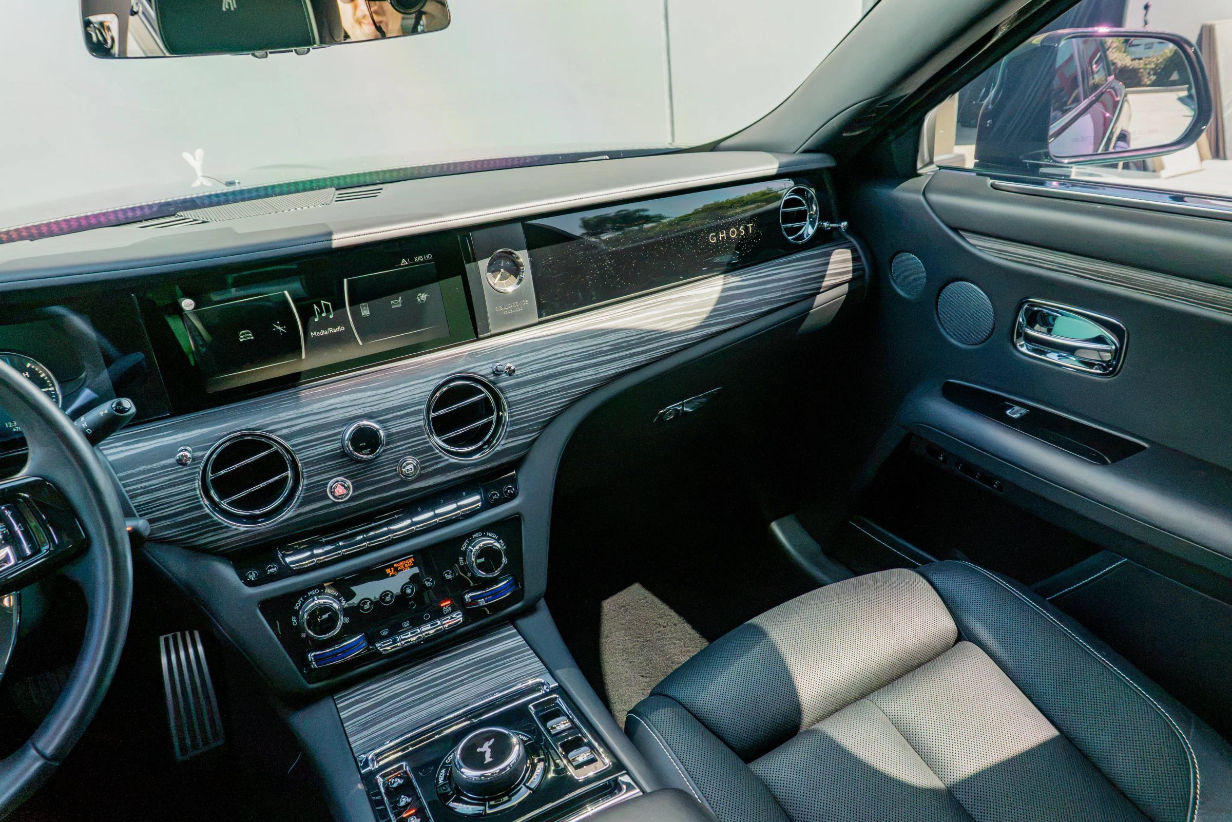 Used 2021 Rolls-Royce Ghost AWD/4WD image 72