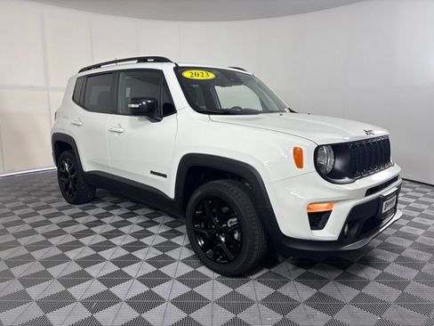Used 2023 Jeep Renegade Altitude w/ Convenience Group I AWD/4WD image 33