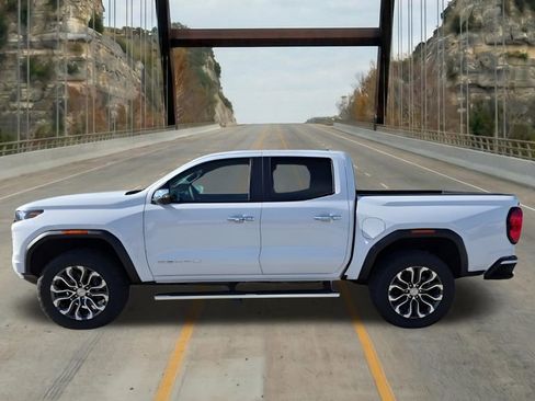 New 2026 GMC Canyon Denali AWD/4WD image 5