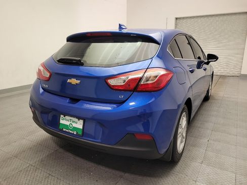 Used 2017 Chevrolet Cruze LT w/ Convenience Package FWD image 7